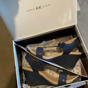 Anna Klein Heels